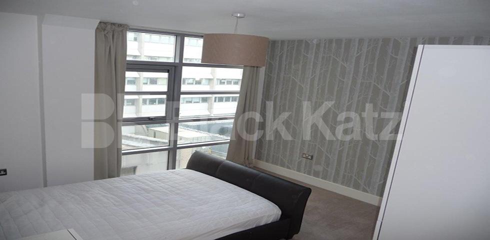 			LET, 2 Bedroom, 2 bath, 1 reception Apartment			 The Heights, Melior Street, London Bridge